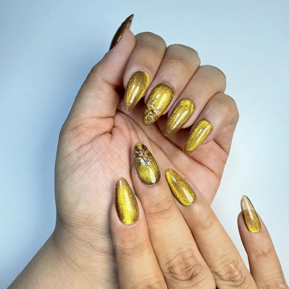 Liquid gold. View 4 of 6