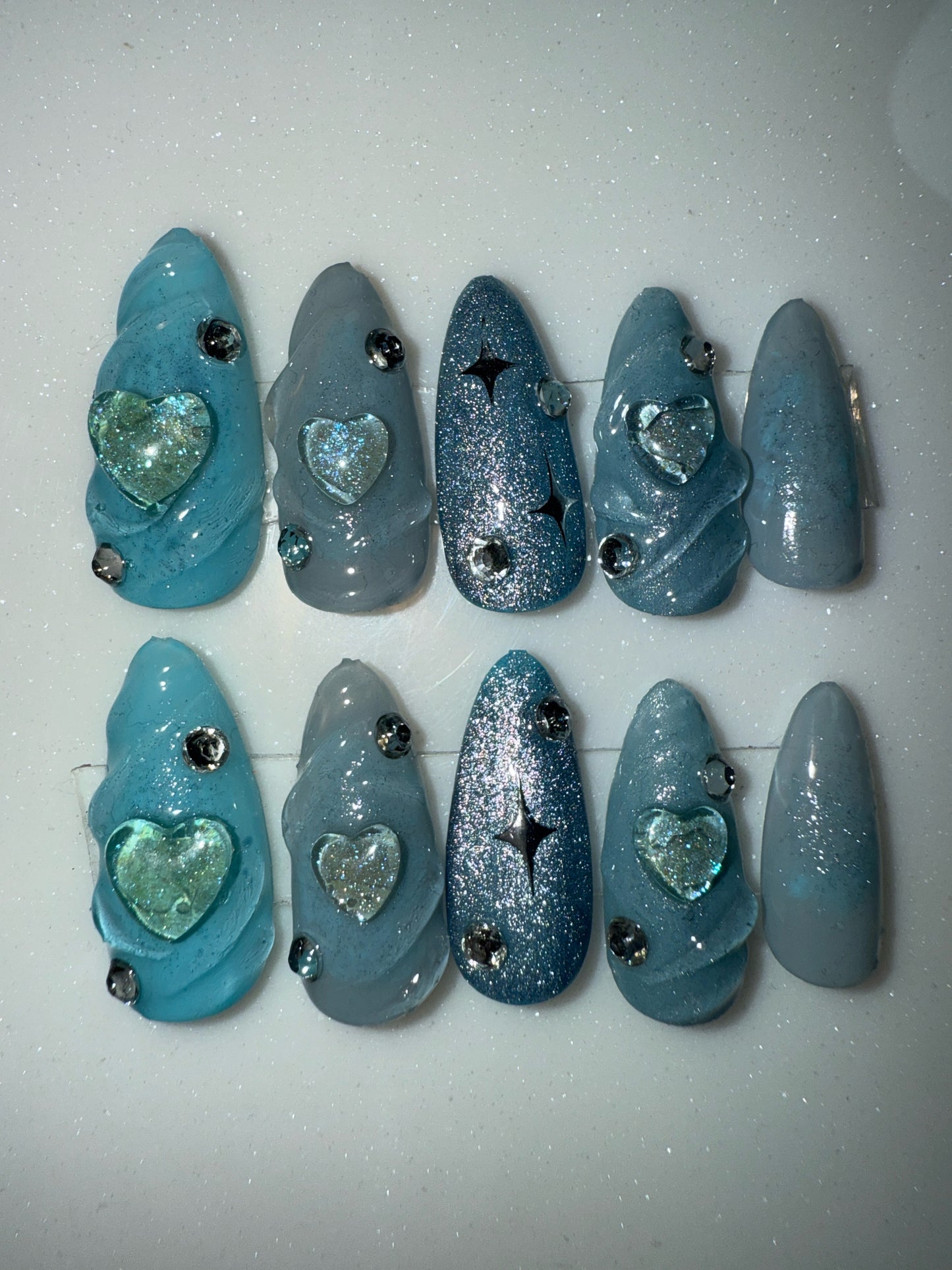 BLUE AURORA HEART