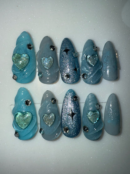 BLUE AURORA HEART