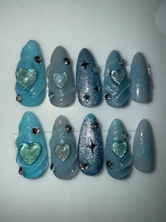 BLUE AURORA HEART