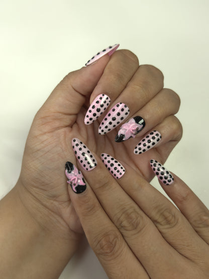 PINKTRIGUE