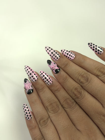 PINKTRIGUE