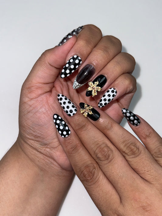 DOTS & WILD BLOOMS