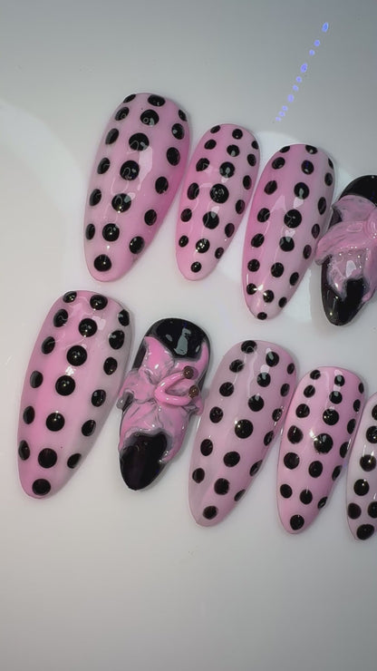 PINKTRIGUE