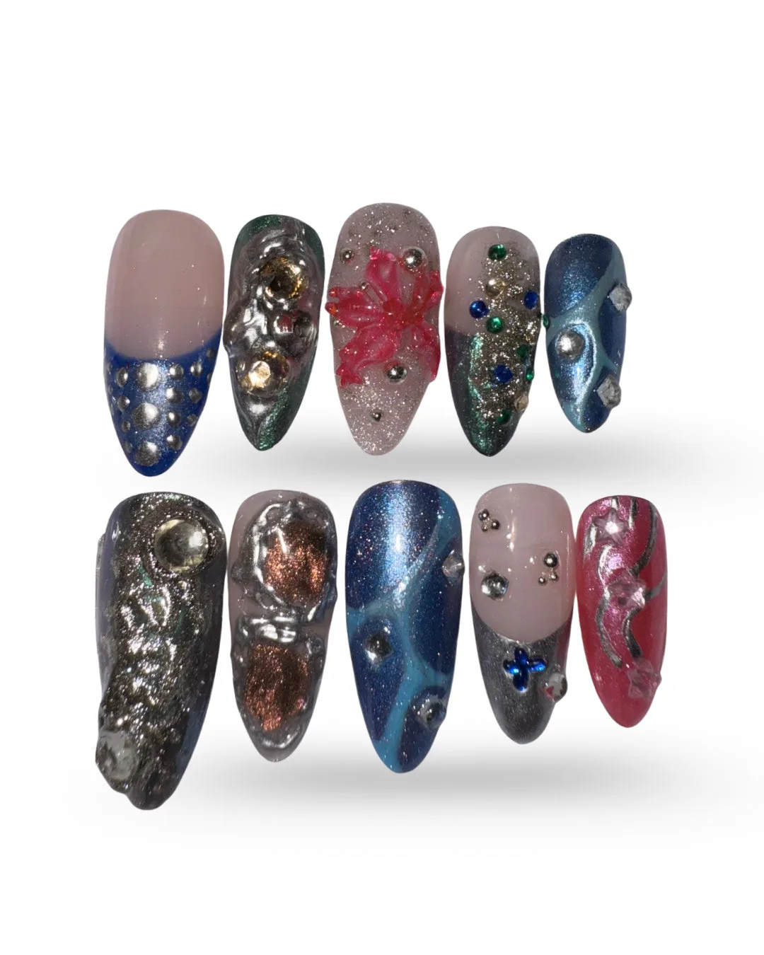 MIXED LINE. Hand-painted chrome press-on nails