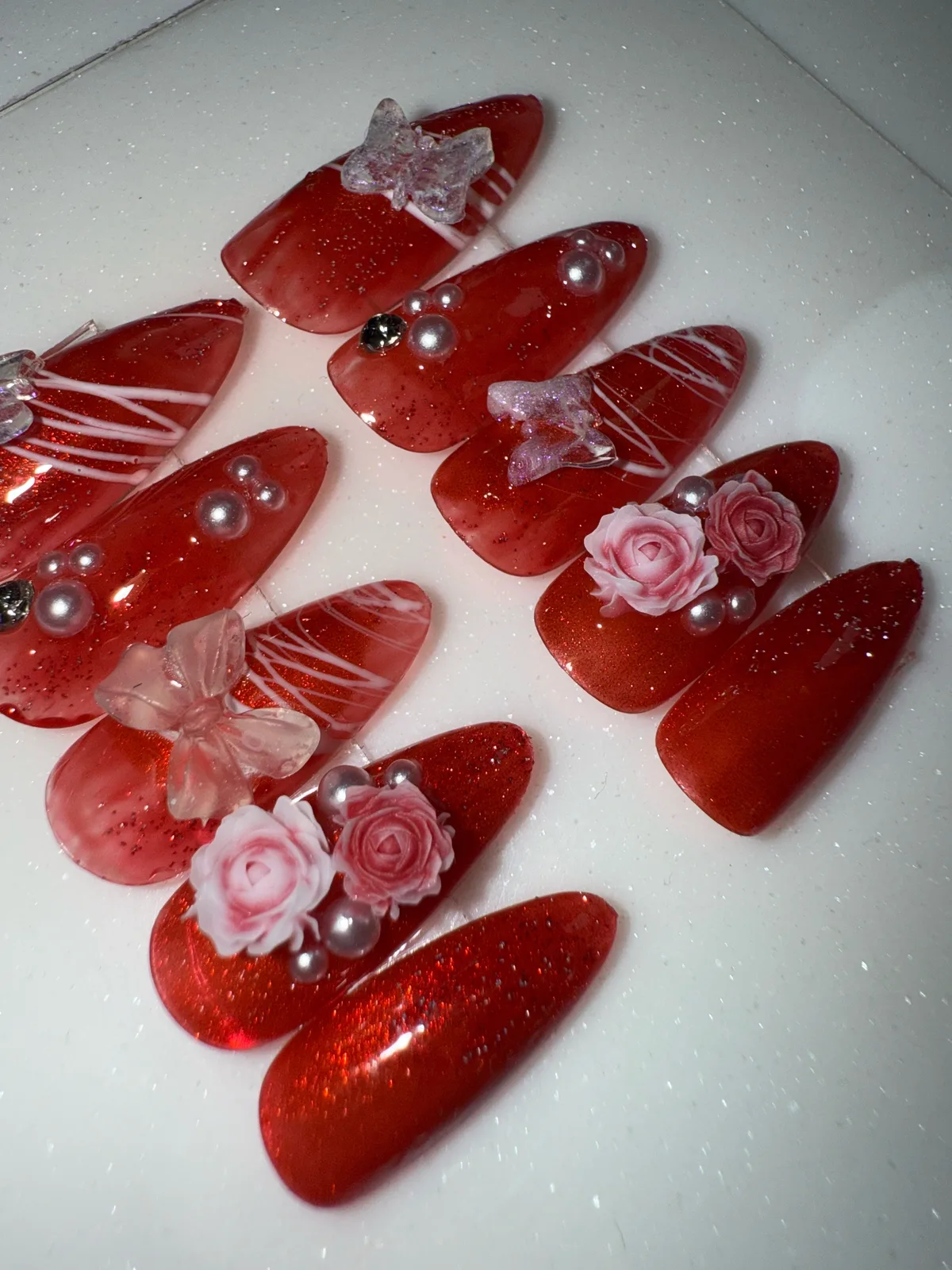 RED ROSE. View 6 of 6